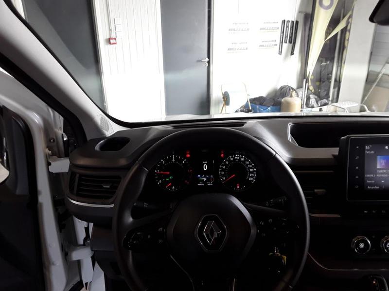Renault Trafic L1h1 3t 2.0 Bluedci 150 Cv Cabine Approfondie Edc 6pl