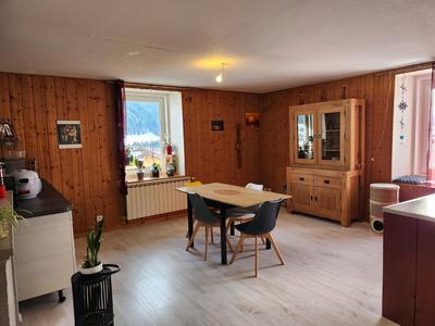 Maison - 312 m² - 9 pièces