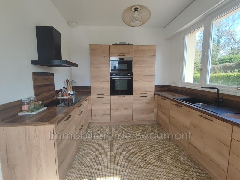 Maison - 317 m² - 12 pièces