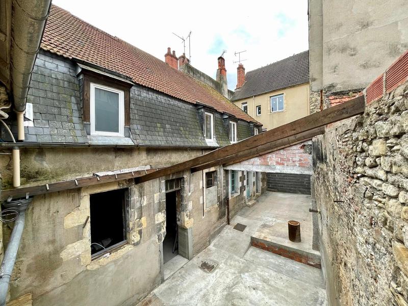 Maison ancienne - 220 m² - 7 pièces