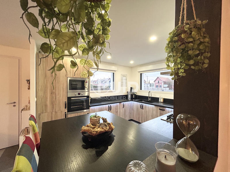 Maison - 114 m² - 6 pièces