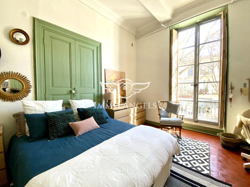 Appartement - 150 m² - 5 pièces