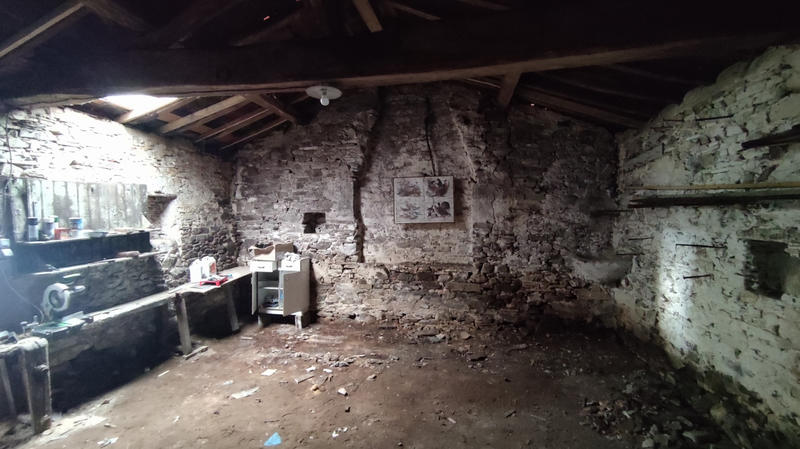 Maison - 250 m² - 3 pièces