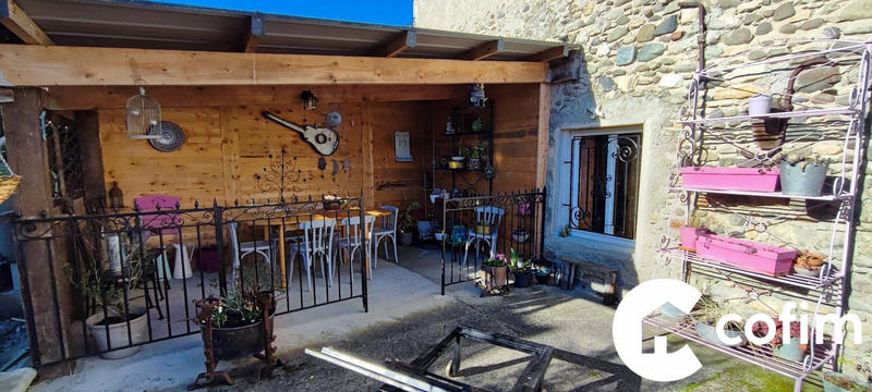 Maison - 122 m² - 5 pièces