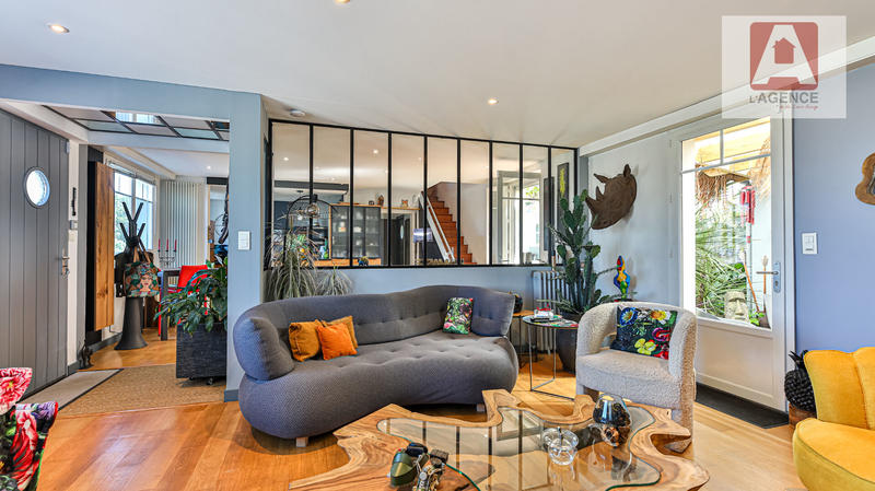 Maison - 174 m² - 5 pièces