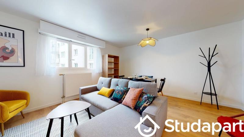 Chambre - 11 m² - 1 pièce