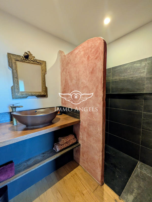 Bastide - 195 m² - 6 pièces