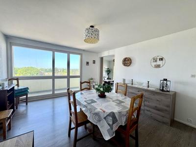 Appartement - 80 m² - 3 pièces