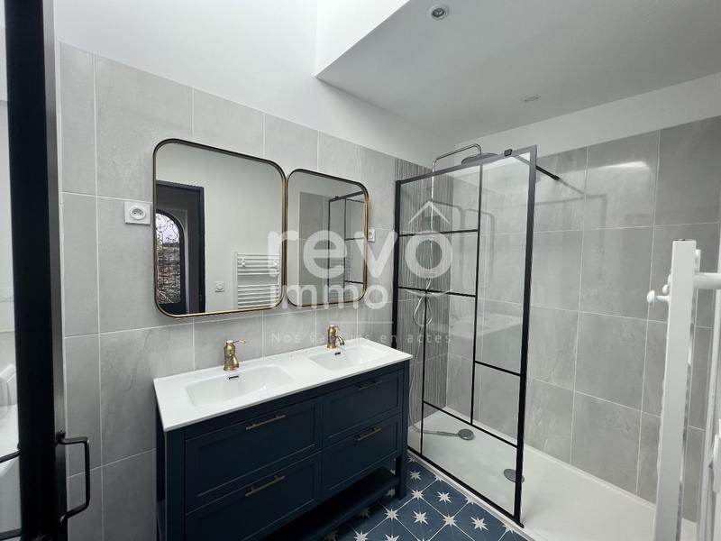 Maison - 171 m² - 6 pièces