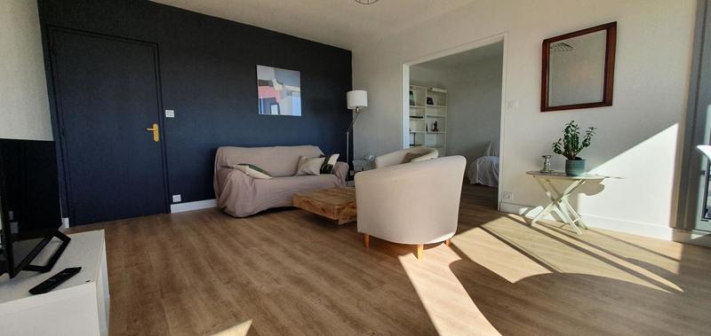 Appartement - 93 m² - 4 pièces