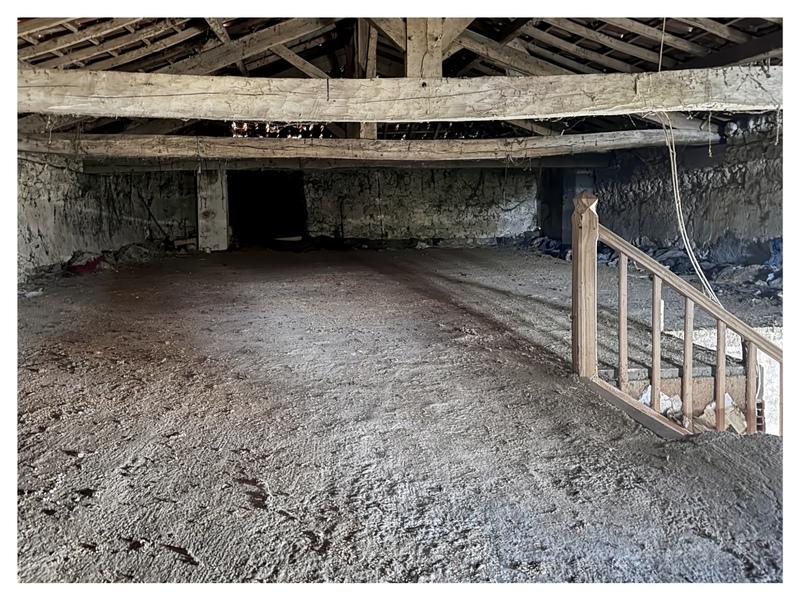 Fermette - 200 m² - 5 pièces