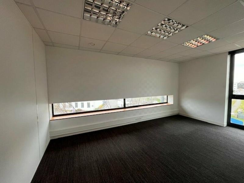 Bureau - 485 m²