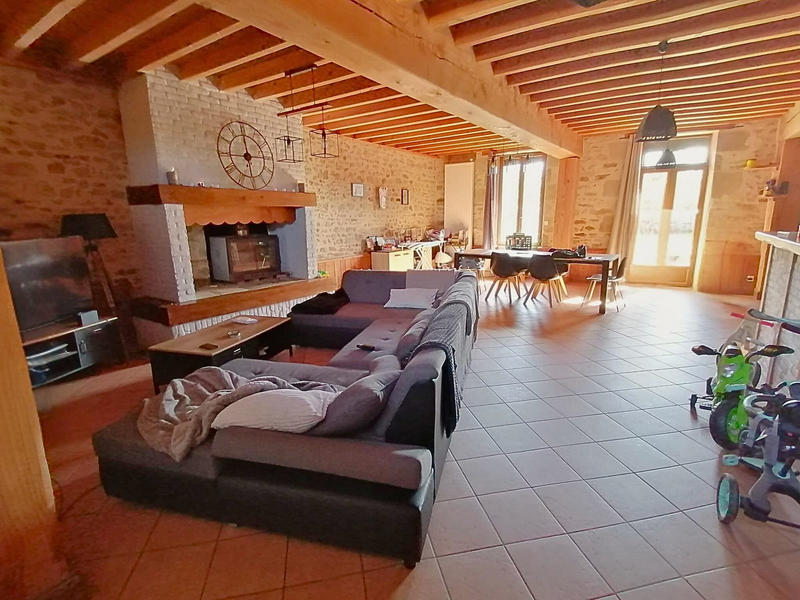 Maison - 182 m² - 6 pièces