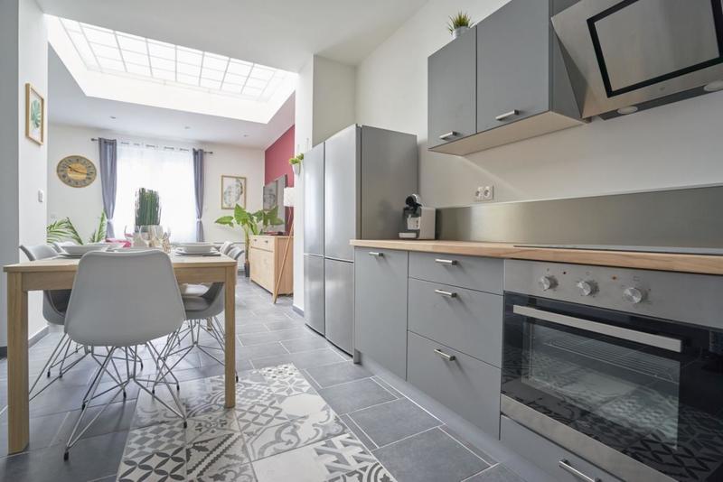 Maison - 130 m² - 7 pièces