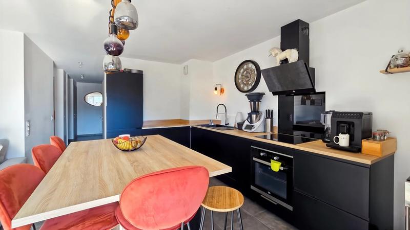 Appartement - 65 m² - 3 pièces