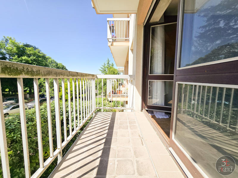 Appartement - 100 m² - 5 pièces