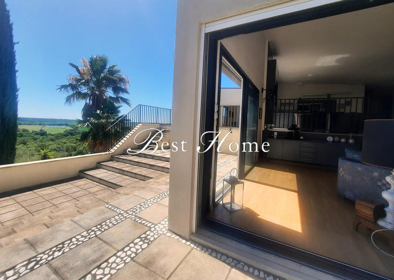 Maison - 190 m² - 7 pièces