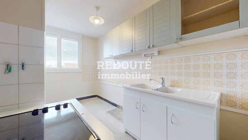 Appartement - 94 m² - 5 pièces