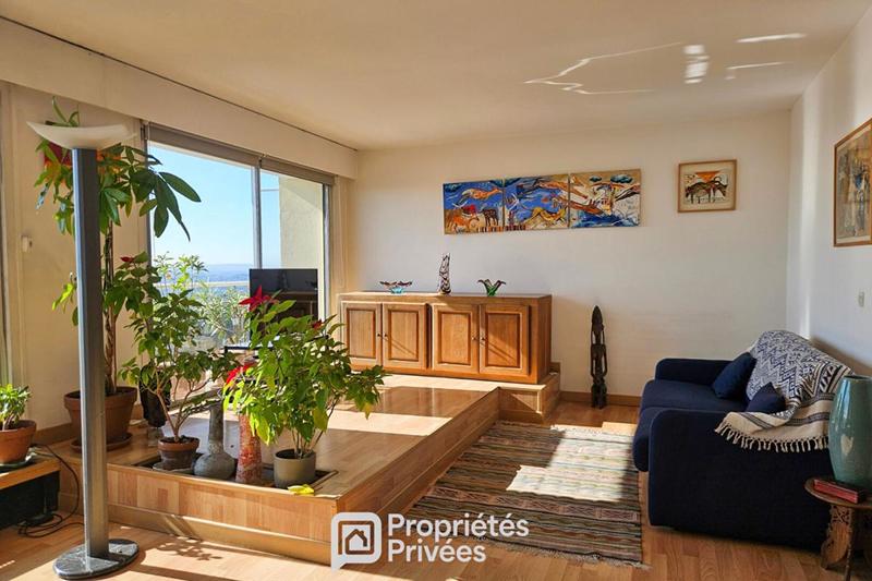 Appartement - 120 m² - 4 pièces