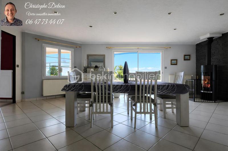 Pavillon - 199 m² - 7 pièces