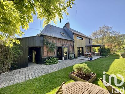 Maison - 160 m² - 8 pièces