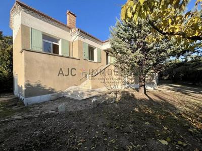 Maison de ville - 120 m² - 3 pièces