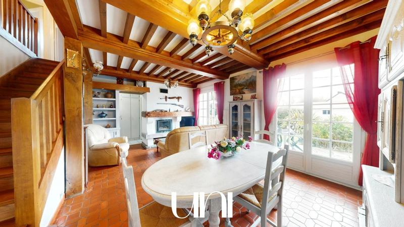 Maison - 127 m² - 6 pièces