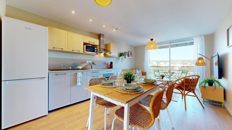 Appartement - 81 m² - 5 pièces