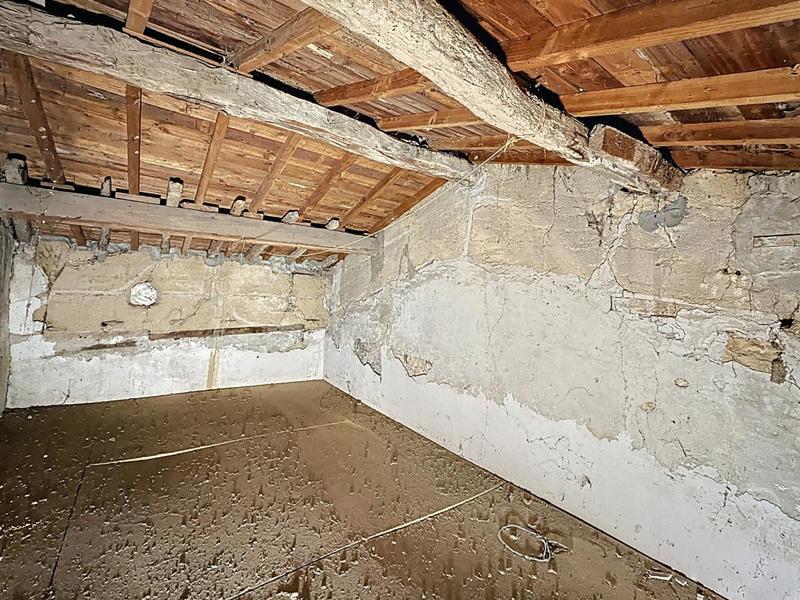 Maison - 92 m² - 5 pièces