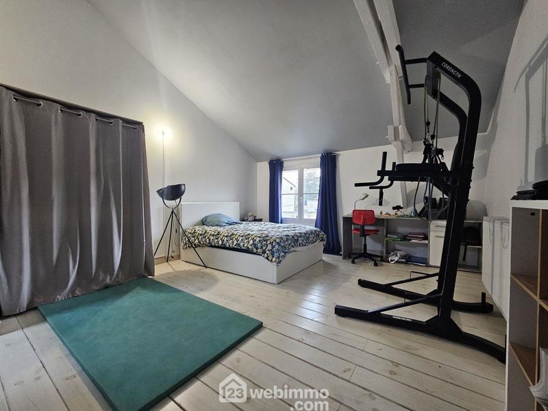 Maison - 309 m² - 8 pièces