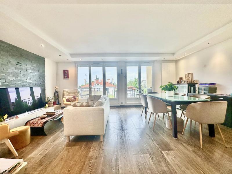 Appartement - 91 m² - 4 pièces