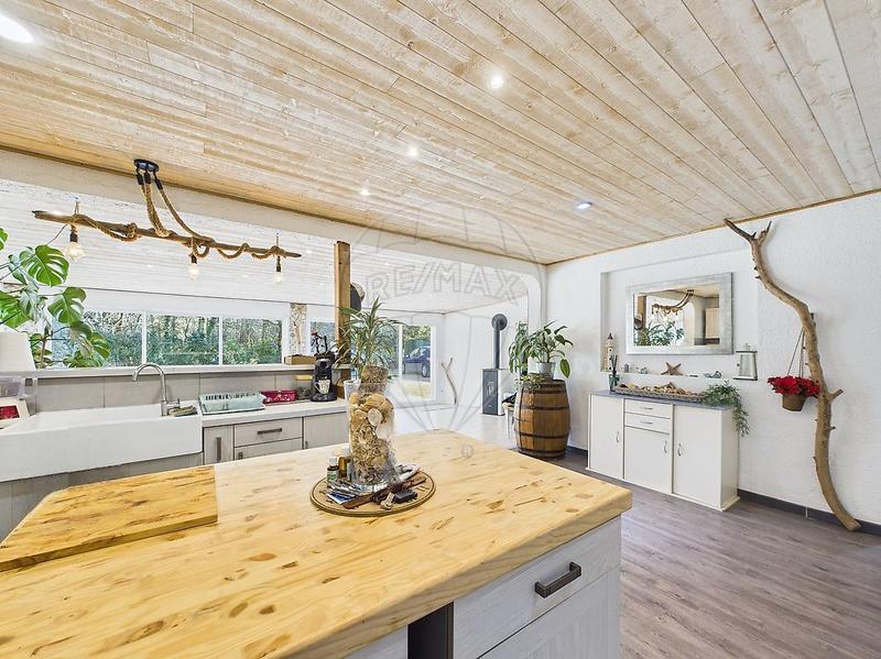 Maison - 140 m² - 5 pièces