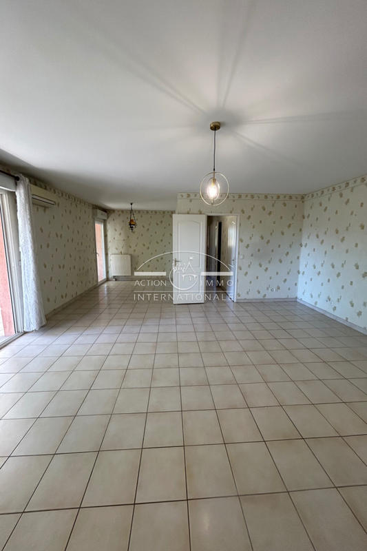 Appartement - 85 m² - 3 pièces