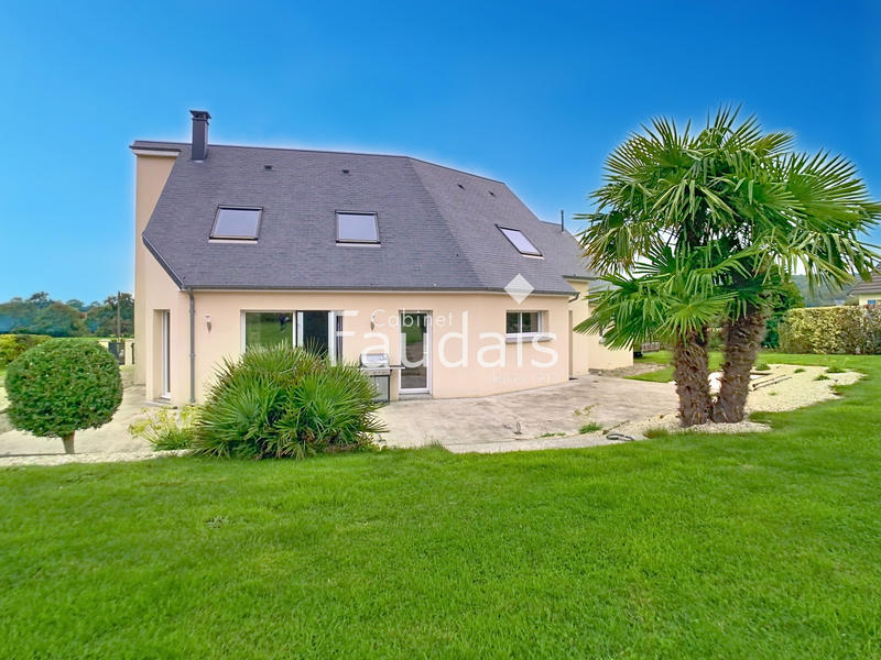 Maison - 141 m² - 6 pièces