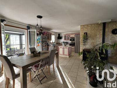 Maison - 122 m² - 4 pièces