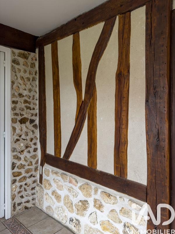 Maison - 210 m² - 8 pièces