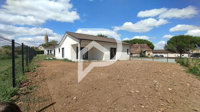 Maison - 115 m² - 4 pièces