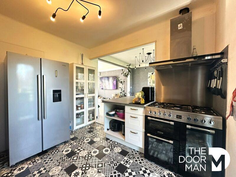 Maison - 120 m² - 4 pièces