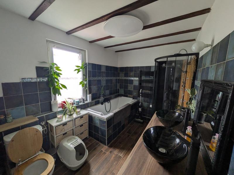 Maison - 90 m² - 3 pièces