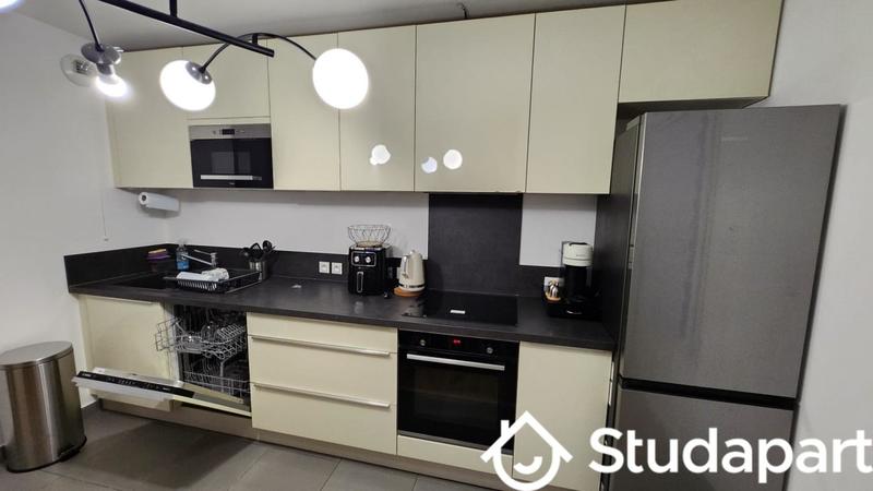 Chambre - 9 m² - 1 pièce