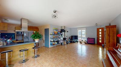 Maison - 99 m² - 4 pièces