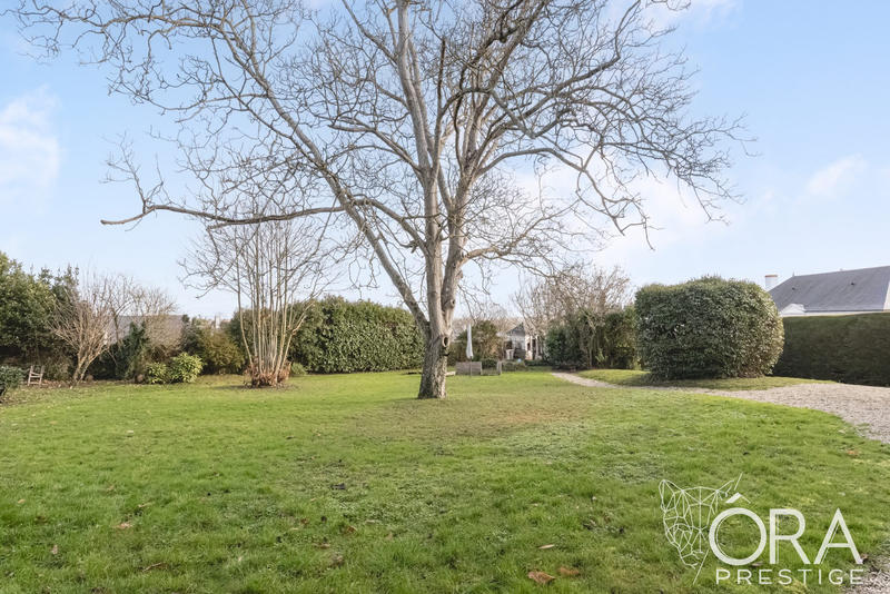 Maison ancienne - 303 m² - 10 pièces