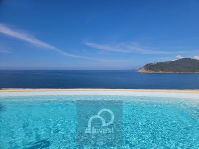 Villa - 204 m² - 6 pièces