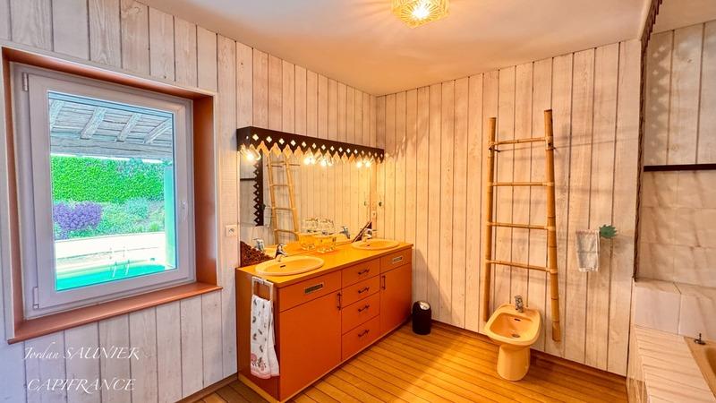 Maison de campagne - 320 m² - 7 pièces