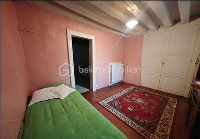 Maison - 211 m² - 9 pièces