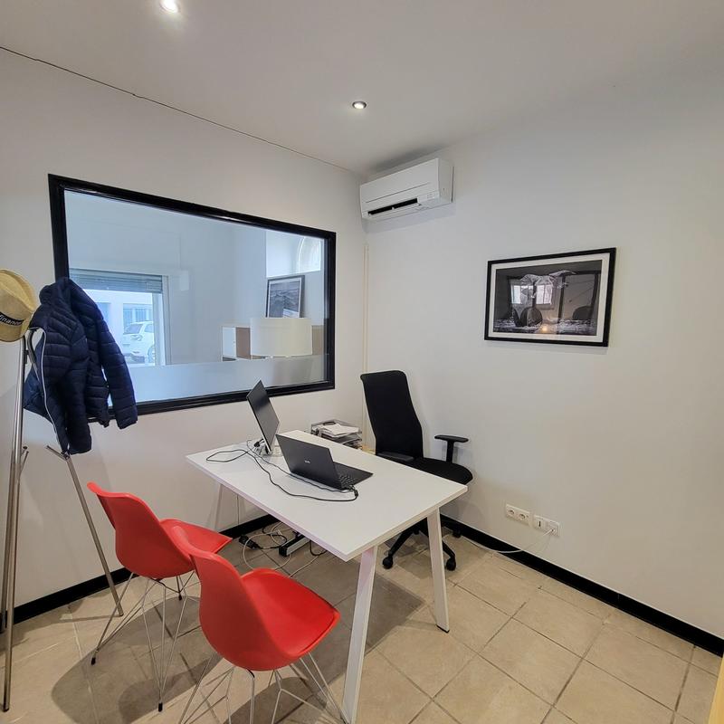 Local commercial - 50 m² - 4 pièces