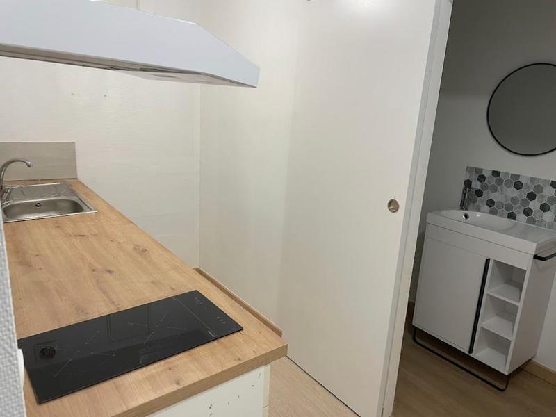 Studio - 28 m² - 1 pièce