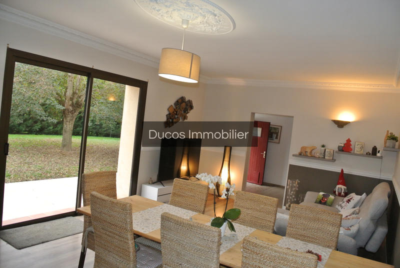 Maison - 365 m² - 8 pièces