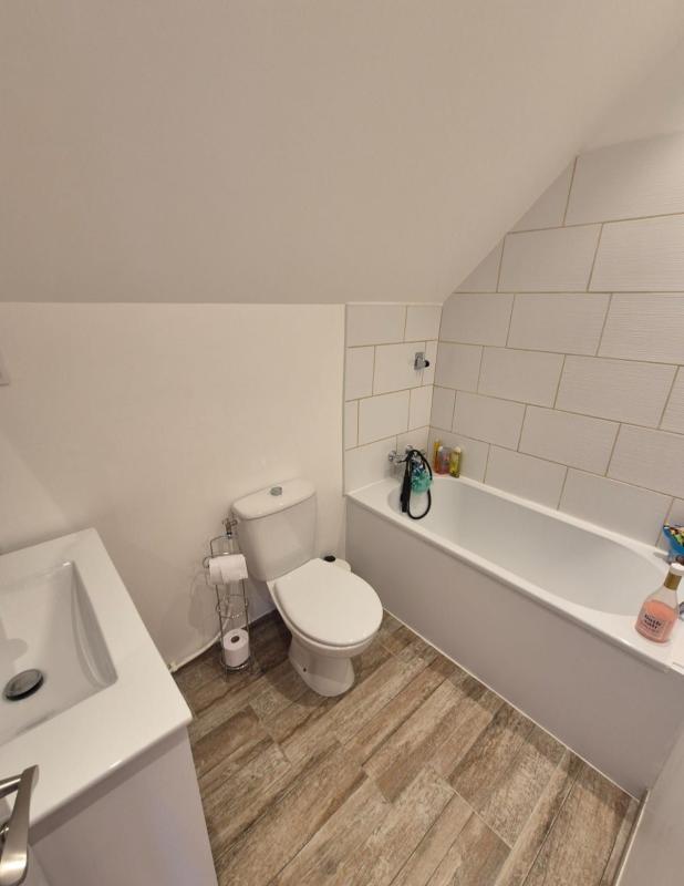 Maison - 93 m² - 4 pièces