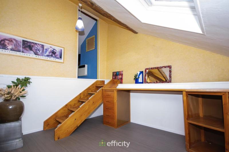 Immeuble - 270 m² - 10 pièces